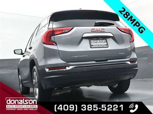 Used 2020 GMC Terrain SLT image 16
