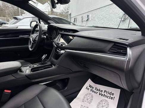 Certified 2025 Cadillac XT5 Premium Luxury w/ Technology Package image 22