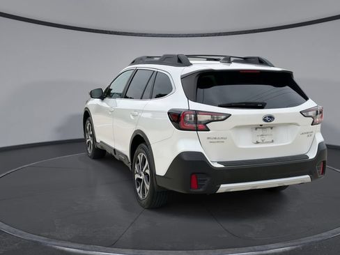 Used 2021 Subaru Outback Limited XT AWD/4WD image 10