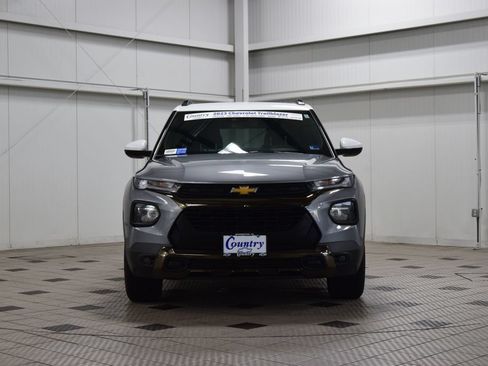 Used 2023 Chevrolet TrailBlazer ACTIV w/ Convenience Package AWD/4WD image 2