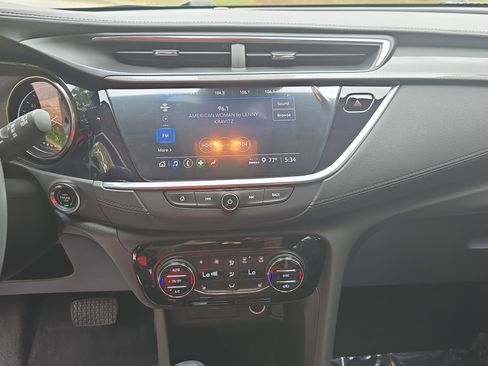 Used 2023 Buick Encore GX Select w/ Sport Touring Package FWD image 19
