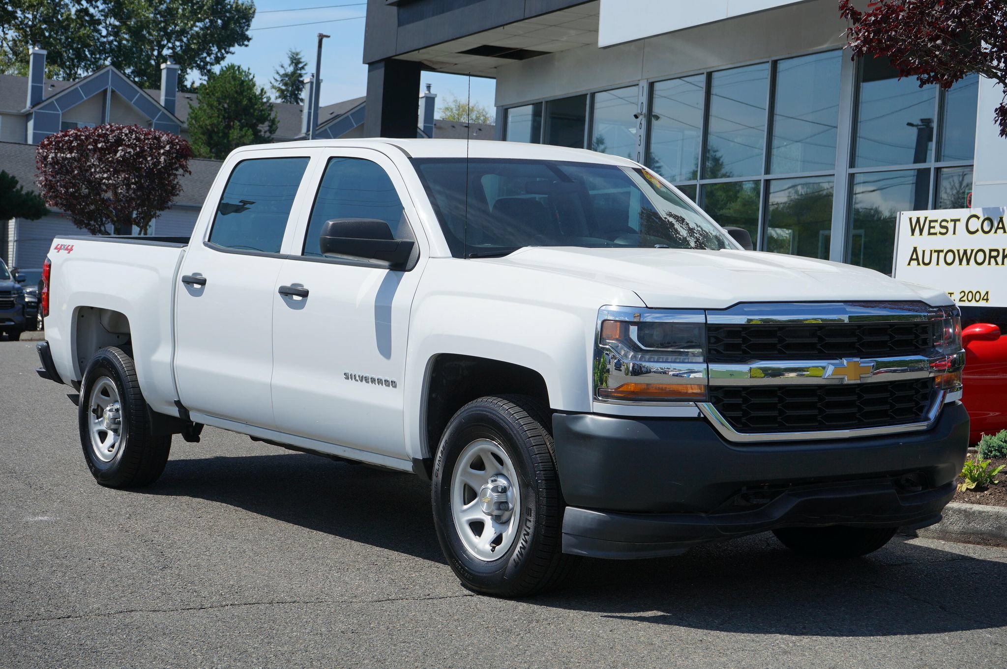 Used 2018 Chevrolet Silverado 1500 W/T w/ Trailering Package AWD/4WD image 7