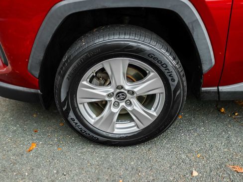 Certified 2020 Toyota RAV4 LE image 11