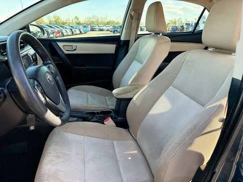 Used 2016 Toyota Corolla LE image 8