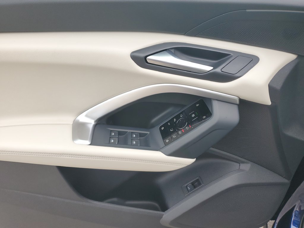 New 2026 Audi Q5 Premium AWD/4WD image 25