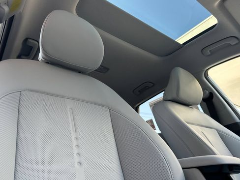 New 2027 Hyundai Kona Limited AWD/4WD image 17