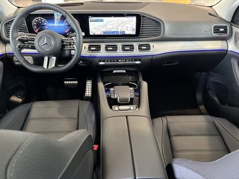 New 2025 Mercedes-Benz GLS 580 4MATIC image 23