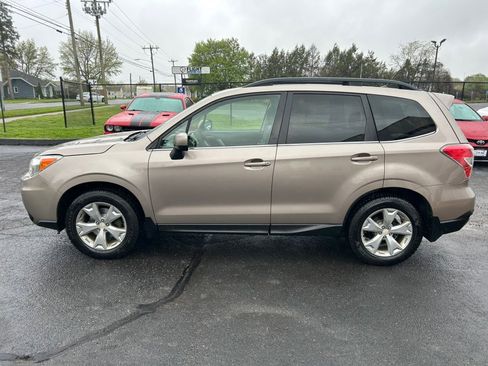 Used 2015 Subaru Forester 2.5i Limited AWD/4WD image 8