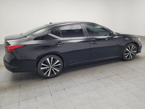 Used 2022 Nissan Altima 2.5 SR FWD image 10