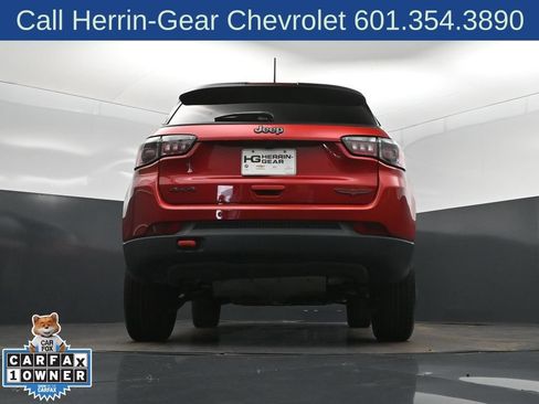 Used 2025 Jeep Compass Trailhawk AWD/4WD image 42