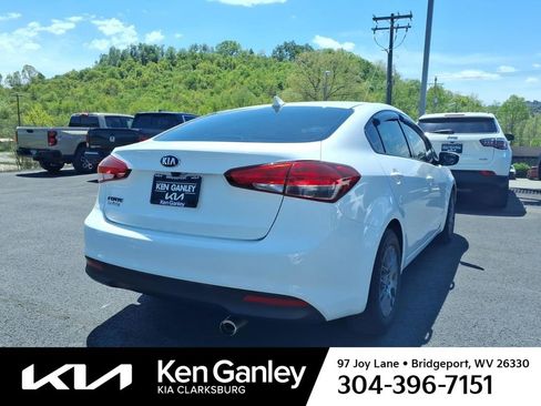 Used 2017 Kia Forte LX FWD image 7