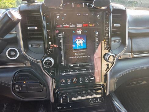 Used 2019 RAM 2500 Limited AWD/4WD image 21