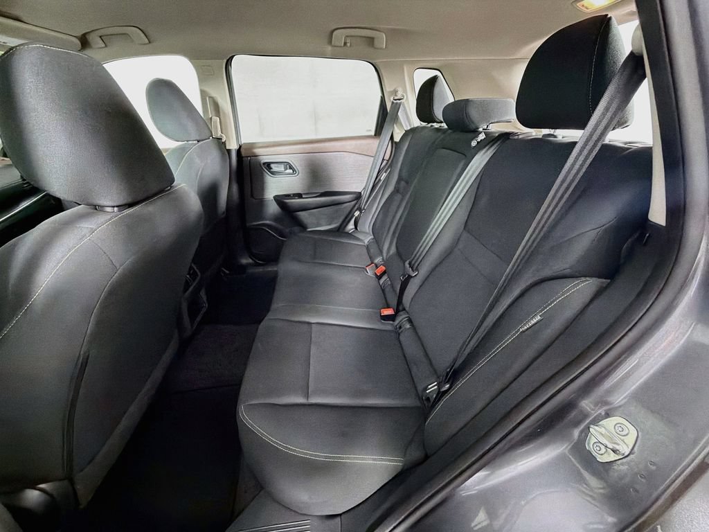Used 2023 Nissan Rogue S AWD/4WD image 23
