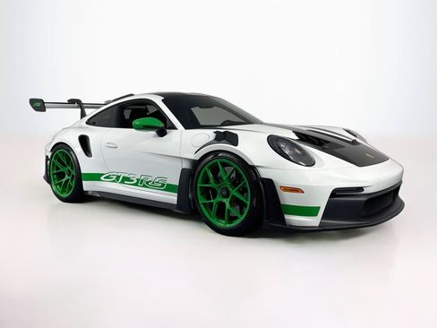 Used 2024 Porsche 911 GT3 RS RWD image 3