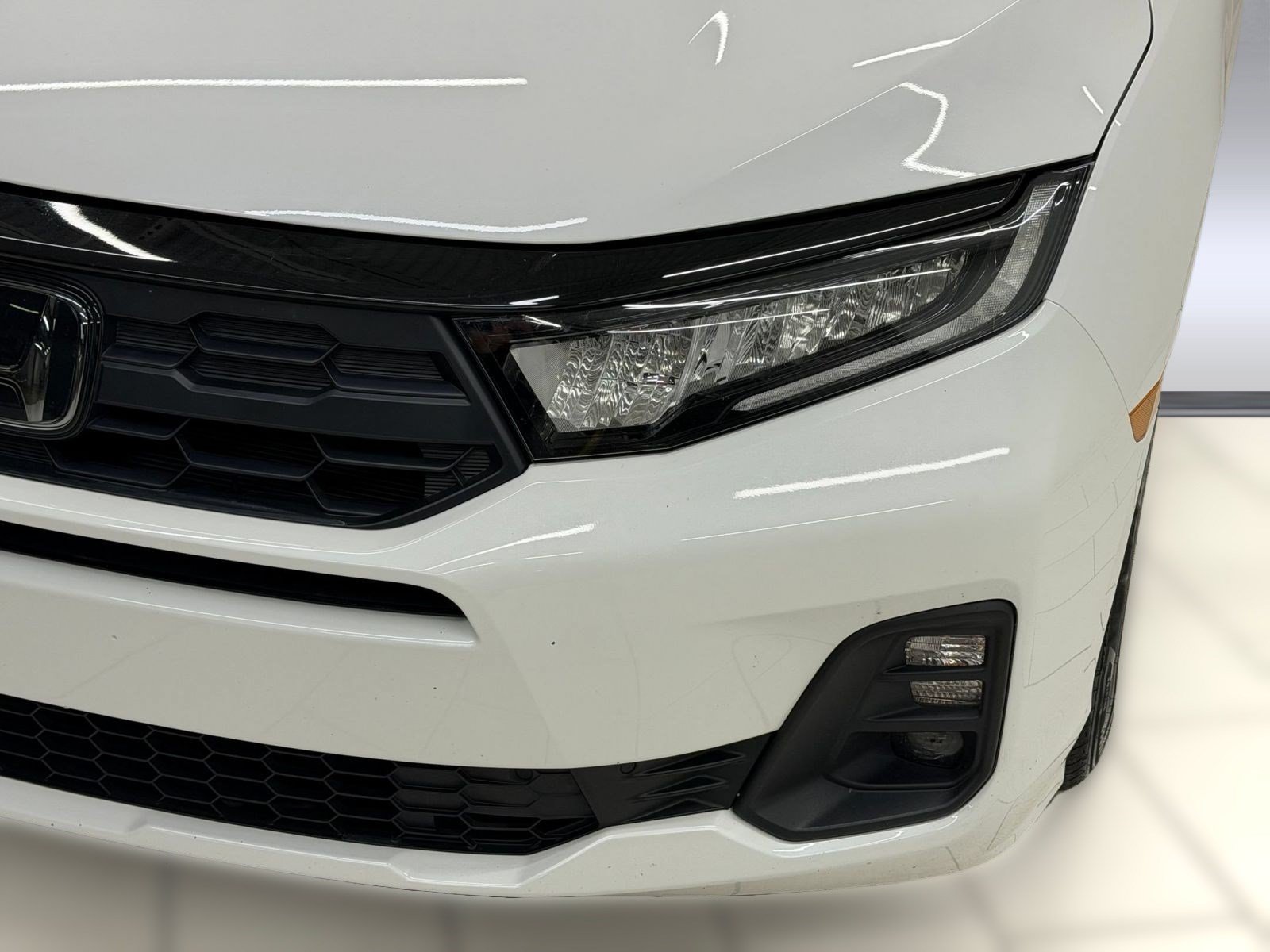 Used 2025 Honda Odyssey EX-L image 10
