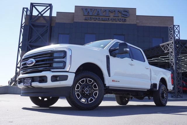 Used 2025 Ford F350 Platinum AWD/4WD image 5