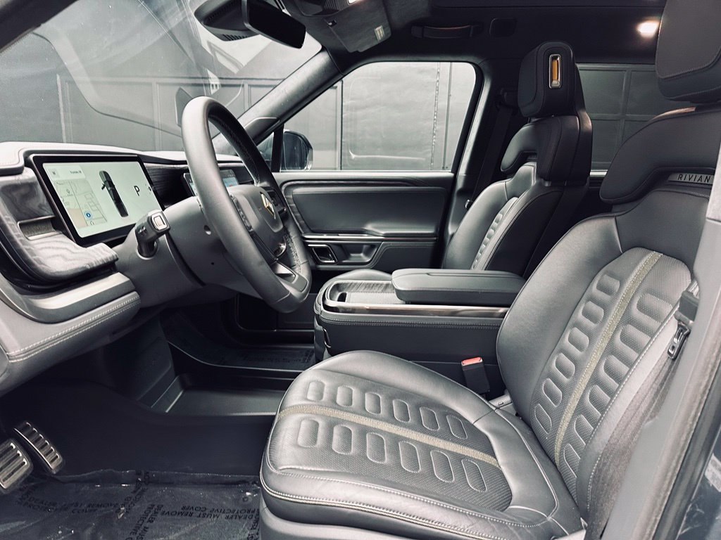 Used 2022 Rivian R1T Adventure AWD/4WD image 19