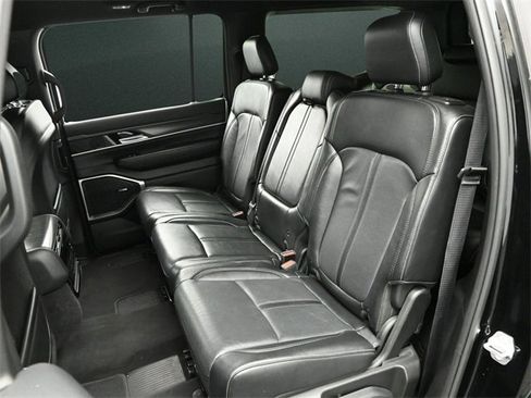 Used 2023 Jeep Wagoneer Series II image 15