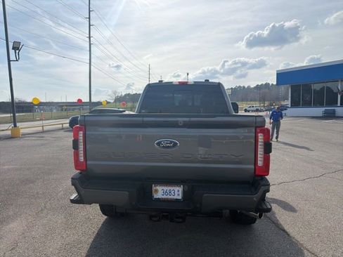 Used 2024 Ford F250 XLT w/ XLT Premium Package image 16