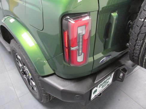 New 2024 Ford Bronco Outer Banks AWD/4WD image 7