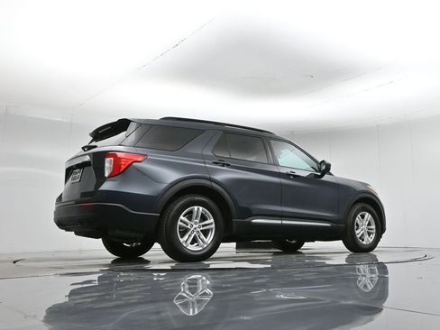 Certified 2022 Ford Explorer XLT image 51
