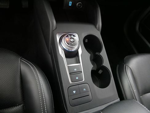 Used 2020 Ford Escape SEL image 24