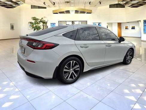 Used 2023 Honda Civic LX image 7