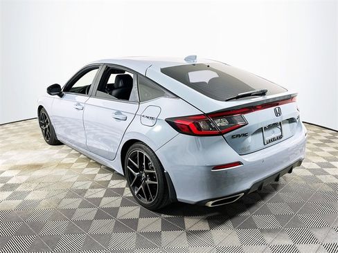 Used 2022 Honda Civic Sport Touring image 5