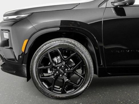 Used 2026 Chevrolet Traverse RS image 24
