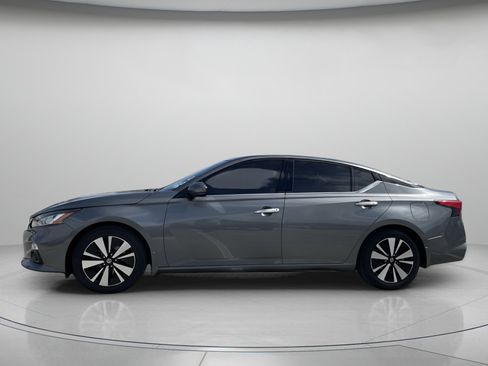 Used 2019 Nissan Altima 2.5 SV FWD image 5