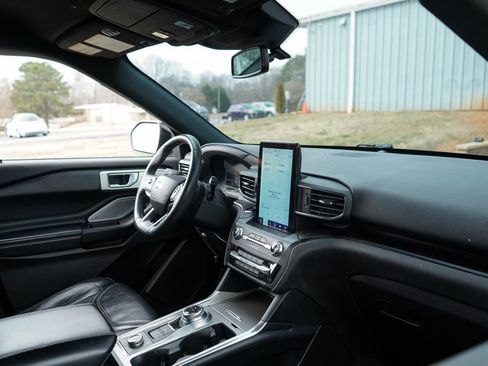 Used 2020 Ford Explorer ST w/ ST High-Performance Pack image 35