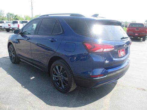 Used 2022 Chevrolet Equinox RS w/ RS Leather Package AWD/4WD image 9