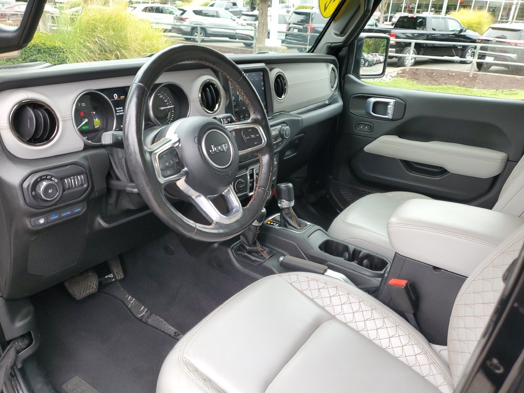 Used 2021 Jeep Wrangler Unlimited Sahara AWD/4WD image 23