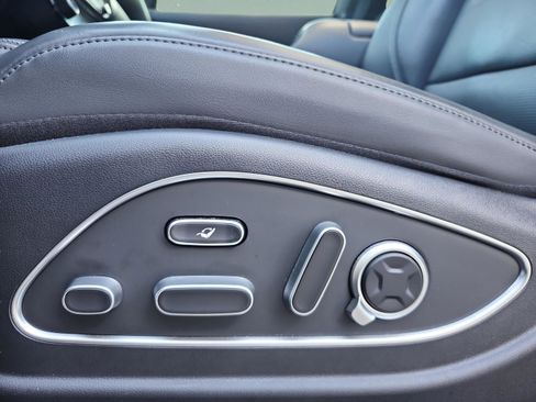 Certified 2026 Hyundai Palisade Calligraphy FWD image 11