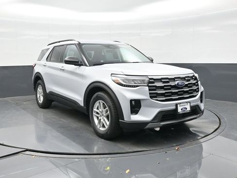 New 2026 Ford Explorer Active image 15