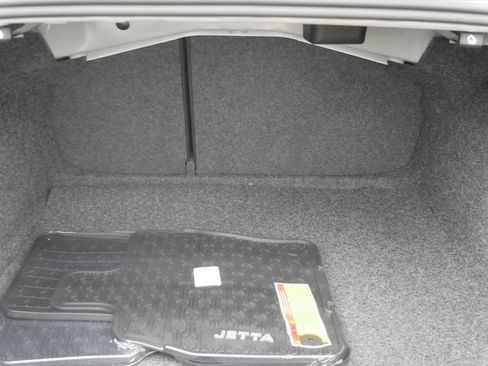 New 2026 Volkswagen Jetta S FWD image 7