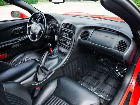 Used 2001 Chevrolet Corvette Z06 w/ Memory Pkg RWD image 15