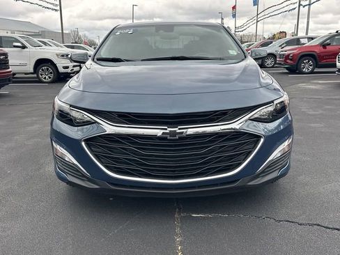 Certified 2024 Chevrolet Malibu RS w/ LPO, Floor Liner Package image 3