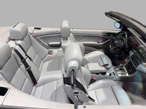 Used 2003 BMW M3 Convertible image 19
