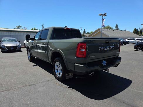 New 2026 RAM 1500 Big Horn AWD/4WD image 12