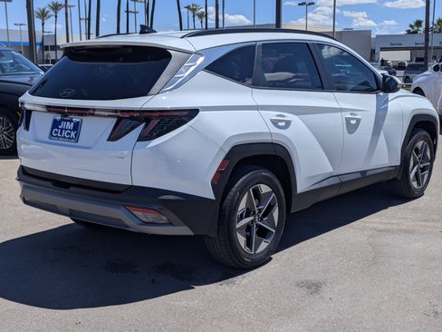 Used 2026 Hyundai Tucson SEL image 2