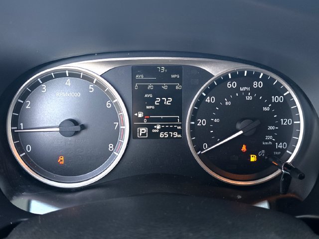 Used 2025 Nissan Kicks Play S FWD image 12