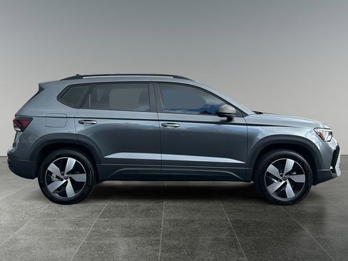 Used 2025 Volkswagen Taos S AWD/4WD image 8