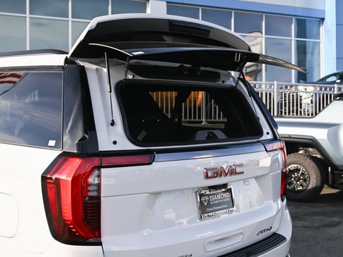 New 2026 GMC Yukon XL AT4 w/ Premium Trailering Package image 14