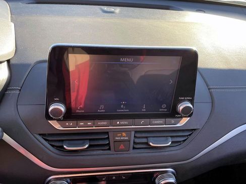 Used 2019 Nissan Altima 2.5 SV image 21