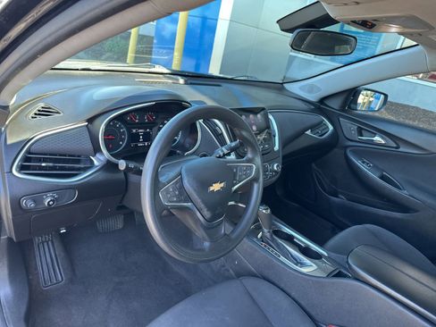 Used 2020 Chevrolet Malibu LT FWD image 17