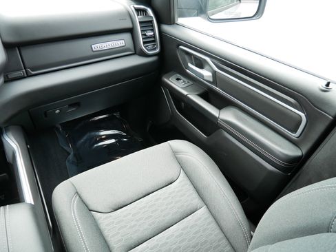 Used 2025 RAM 1500 Big Horn AWD/4WD image 11