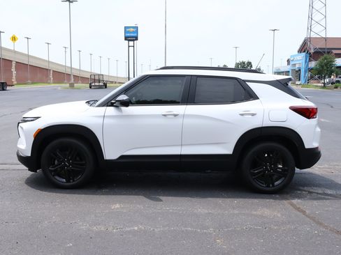 New 2026 Chevrolet TrailBlazer LT w/ Convenience Package FWD image 31