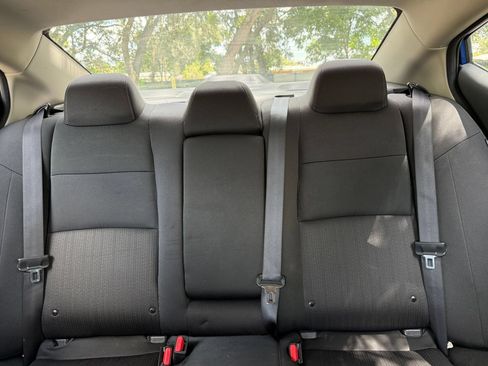 Used 2025 Nissan Altima 2.5 SV FWD image 35