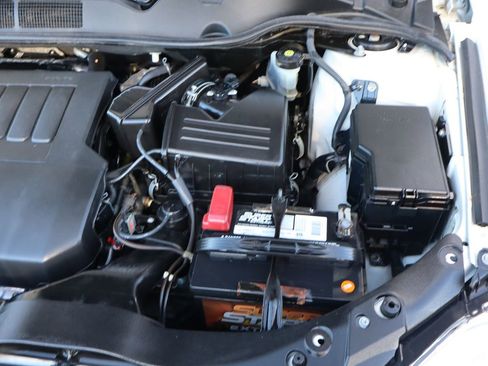 Used 2014 Toyota Venza XLE image 43